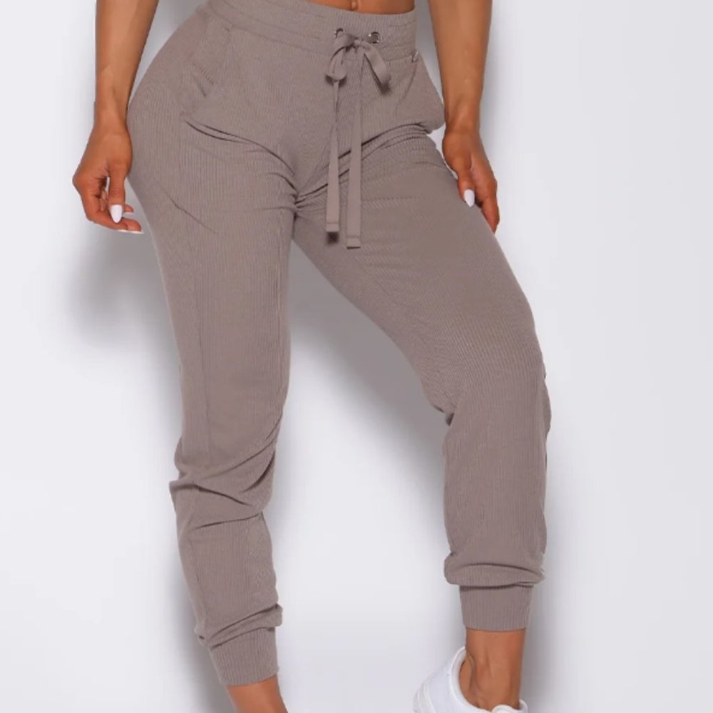 Bombshell COMFORT RIB JOGGERS - Taupe Size Small